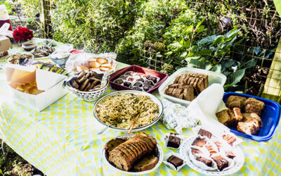 Garden Holds Member Potluck